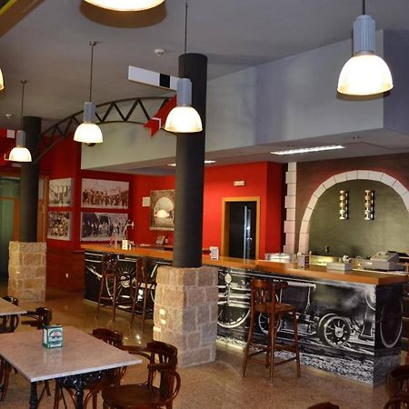 Albergue Estaciones Vivas Banos Del Molgas Bagian luar foto